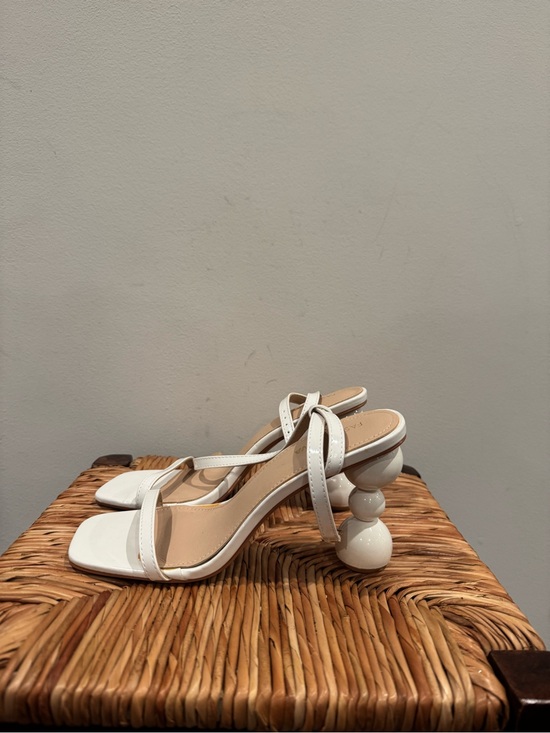 Fashion Nova Shoes - Fashion Nova White Sculpted-Bead Heel Strappy Sandals size 9